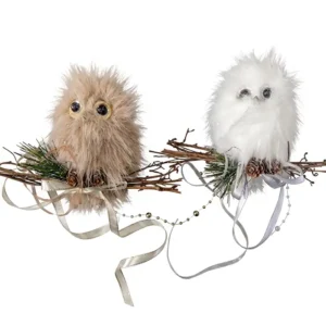Búhos navideños suaves en beige y blanco