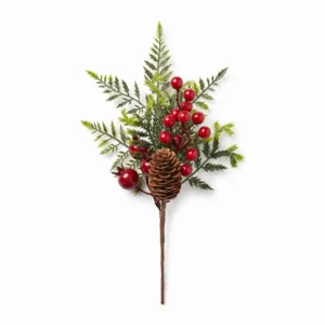 Espiga navideña con berries rojas, piña y follaje verde